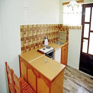 Makis Studios And Apartments Rodas Exterior foto
