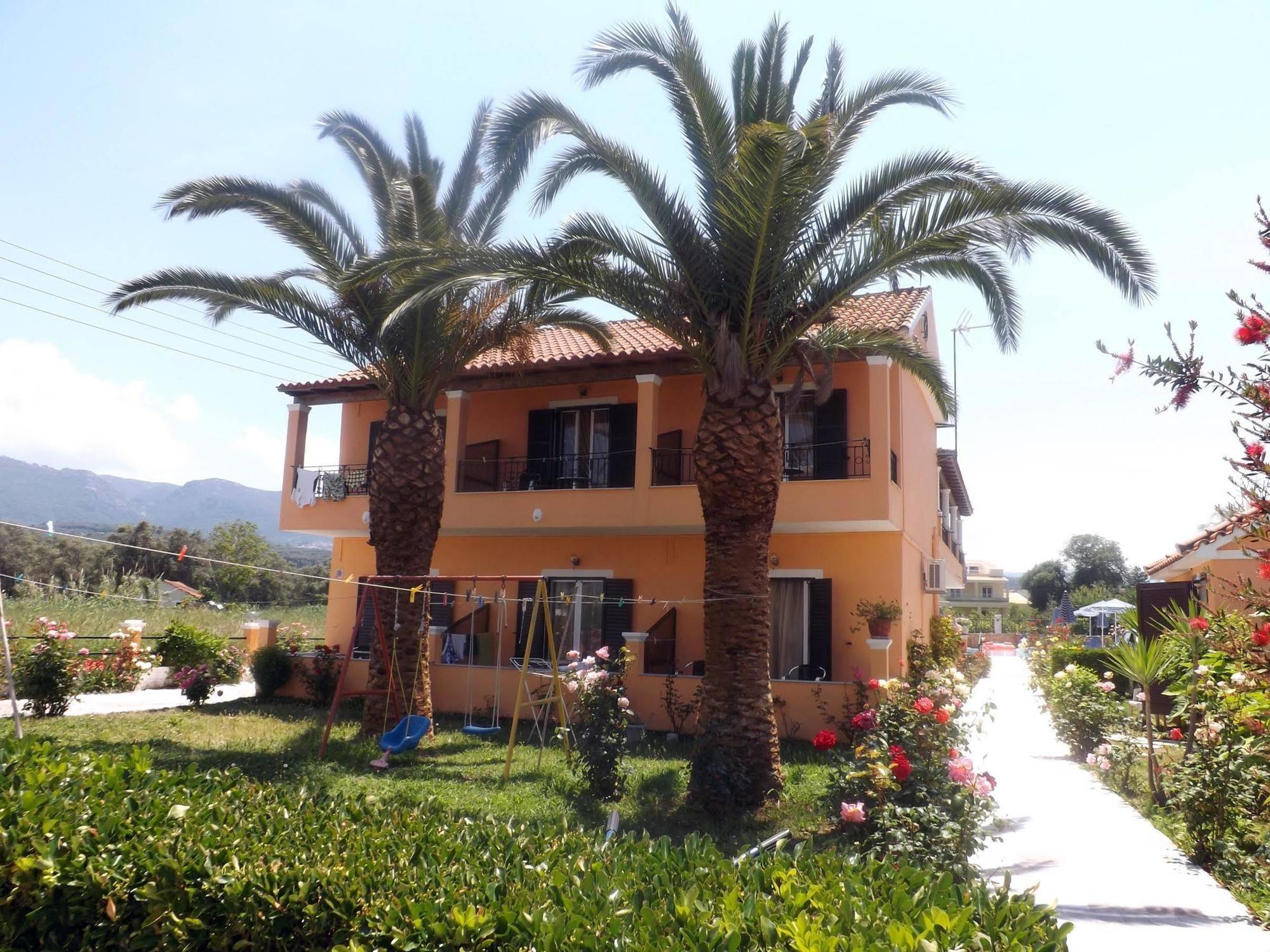 Makis Studios And Apartments Rodas Exterior foto